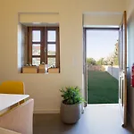 Appartamento Guestready - Catorze De Outubro 423 *